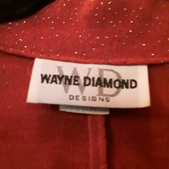 Red dress the sparkles - Picture 3 of 4